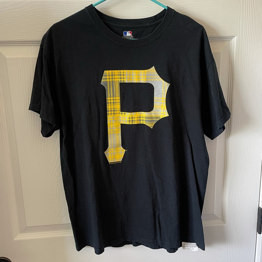 Pittsburgh pirates t-shirt